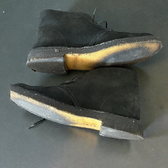 Men’s Clarks Originals Black Suede Desert Boots main image 4